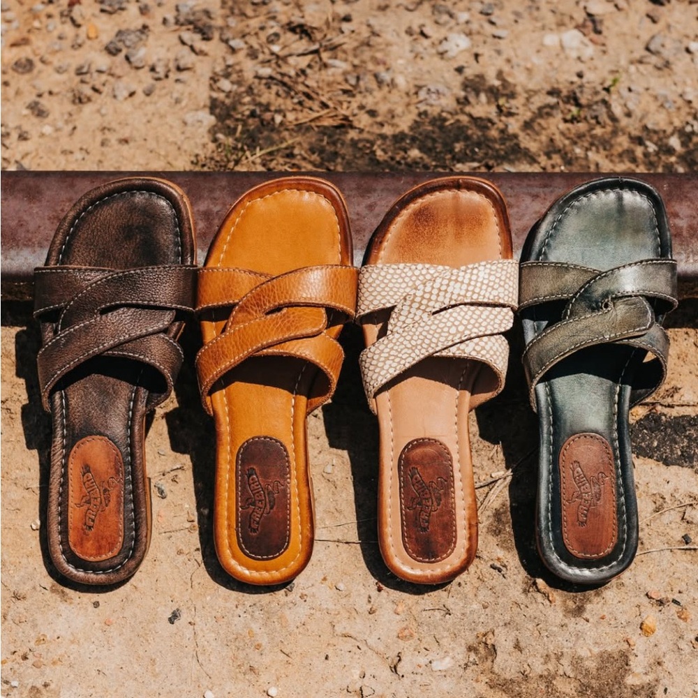 freebird Sawyer sandals in olive 🫒